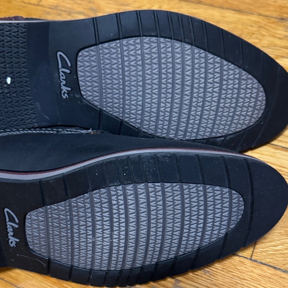 Clarks Men's Black Monahan Oxford Shoes - Picture 6 of 8